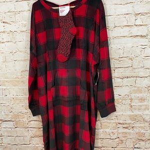 NEW Sonoma womens velour nightshirt nightgown w/socks SET buffalo plaid red